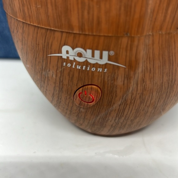 Now Solutions Ultrasonic Diffuser EO Mist Faux Wood Design - Picture 6 of 12